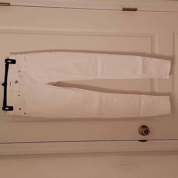Hudson Skinny Jeans, White, Size 26.  Excellent Condition. - Picture 7 of 11